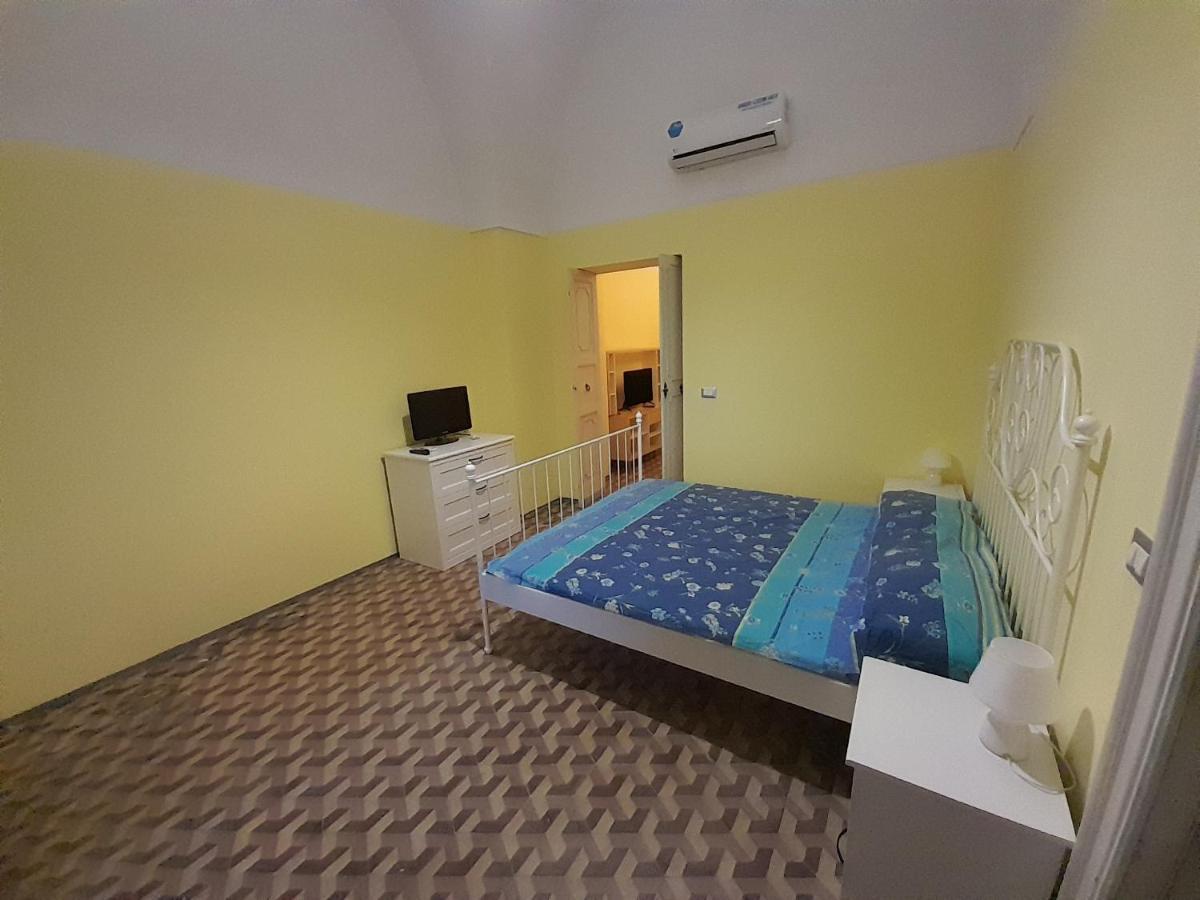 Sweet Home Leverano Bagian luar foto